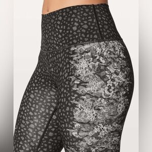 Lululemon Wunder Under Hi-Rise Tight Overlace Wunderunder HR Ice Grey Black Sz 8